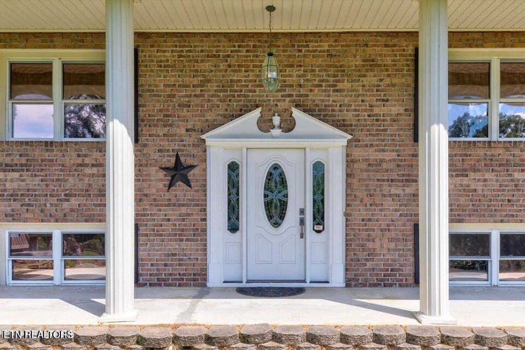 Photo of 121 Highland Drive, Kingston, TN 37763 (MLS # 1322455)