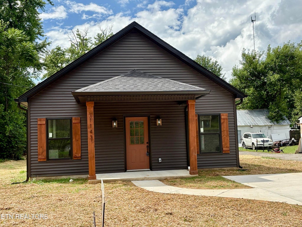 Photo of 1143 Massachusetts Ave, Knoxville, TN 37921 (MLS # 1344850)