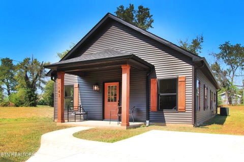 Tiny photo for 1143 Massachusetts Ave, Knoxville, TN 37921 (MLS # 1344850)