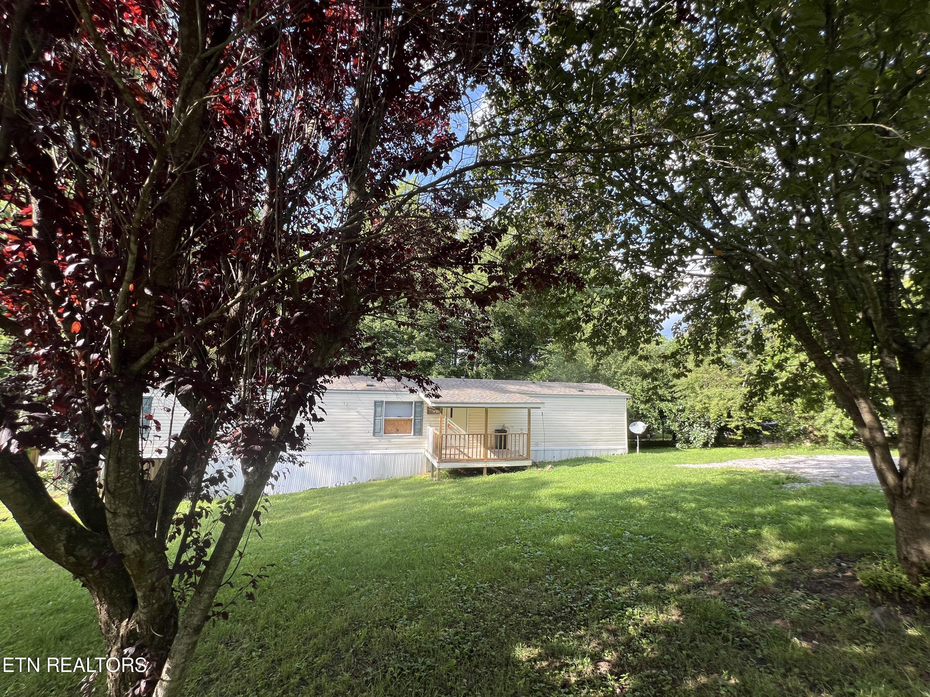 View Caryville, TN 37714 mobile home