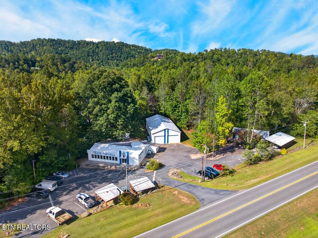 4921 Hooper Hwy