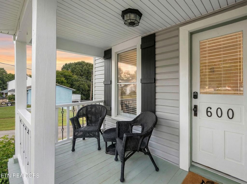 Photo of 600 Balsam Drive, Knoxville, TN 37918 (MLS # 1336612)