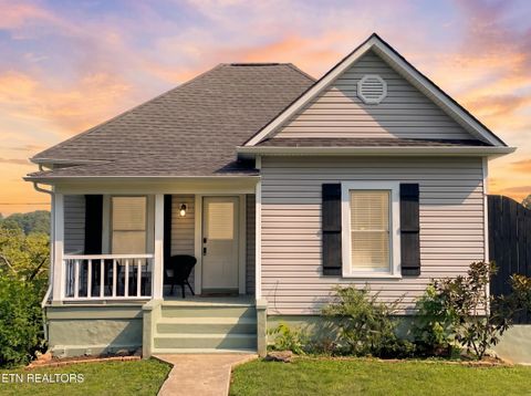 Photo of 600 Balsam Drive, Knoxville, TN 37918 (MLS # 1336612)