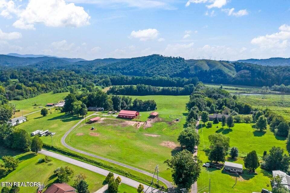 786 B Swan Pond Circle Rd