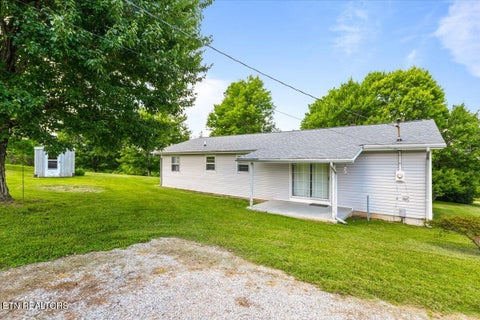 Tiny photo for 3824 Demory Rd, LaFollette, TN 37766 (MLS # 1347331)