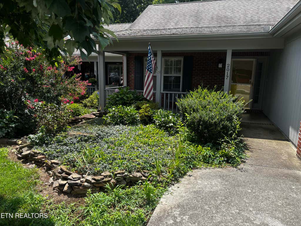 Photo of 2017 Locarno Drive, Knoxville, TN 37914 (MLS # 1347459)