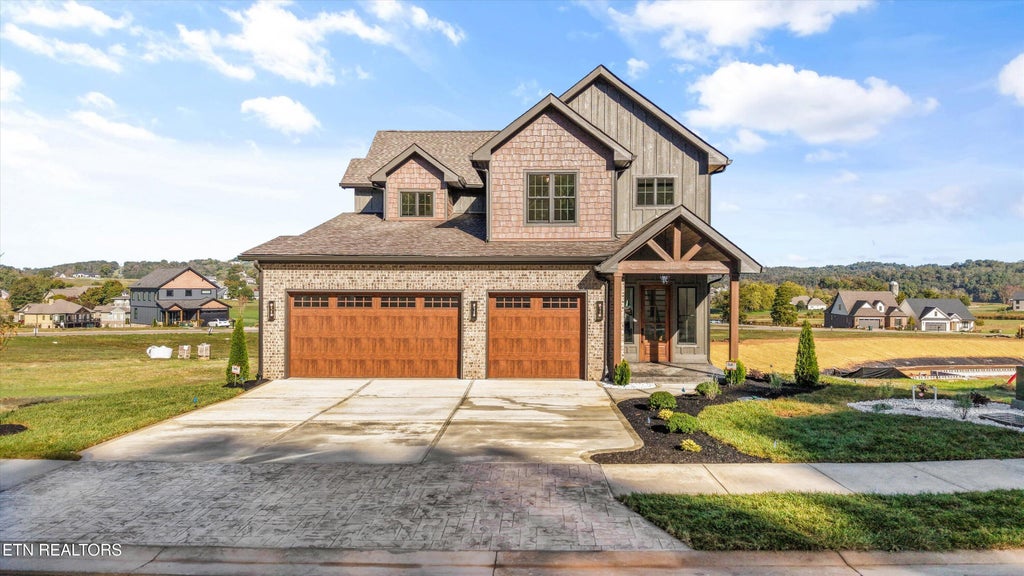 Photo of 2228 Black Bear Circle, Loudon, TN 37774 (MLS # 1360585)
