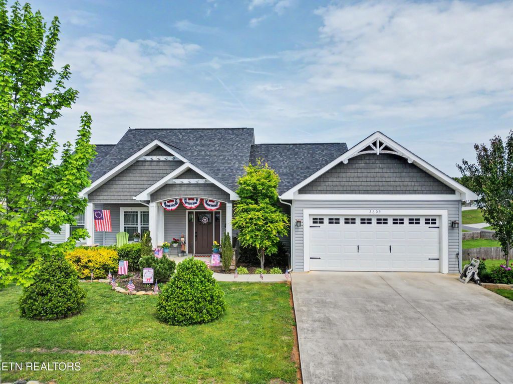 Photo of 2605 Vista Meadows Lane, Sevierville, TN 37876 (MLS # 1337531)