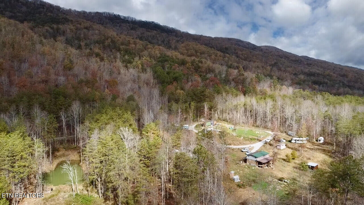 1693 Steve Brown Rd