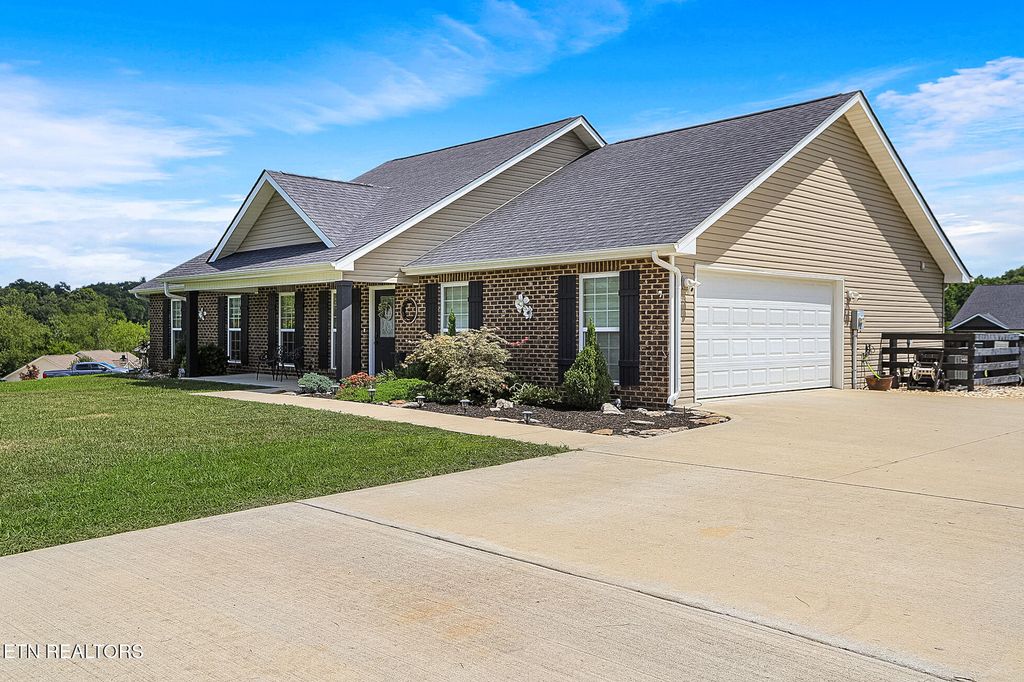 Photo of 437 Covenant Way, Seymour, TN 37865 (MLS # 1310814)