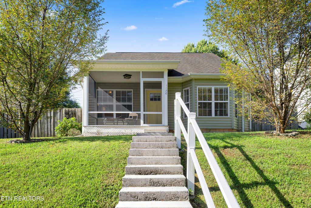 Photo of 1126 Overton Place, Knoxville, TN 37917 (MLS # 1350987)