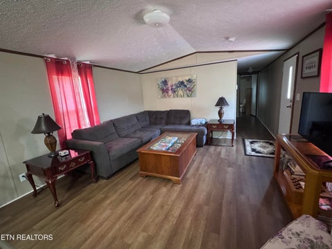 Tiny photo for 402 Stout Town Rd, Blaine, TN 37709 (MLS # 1355572)