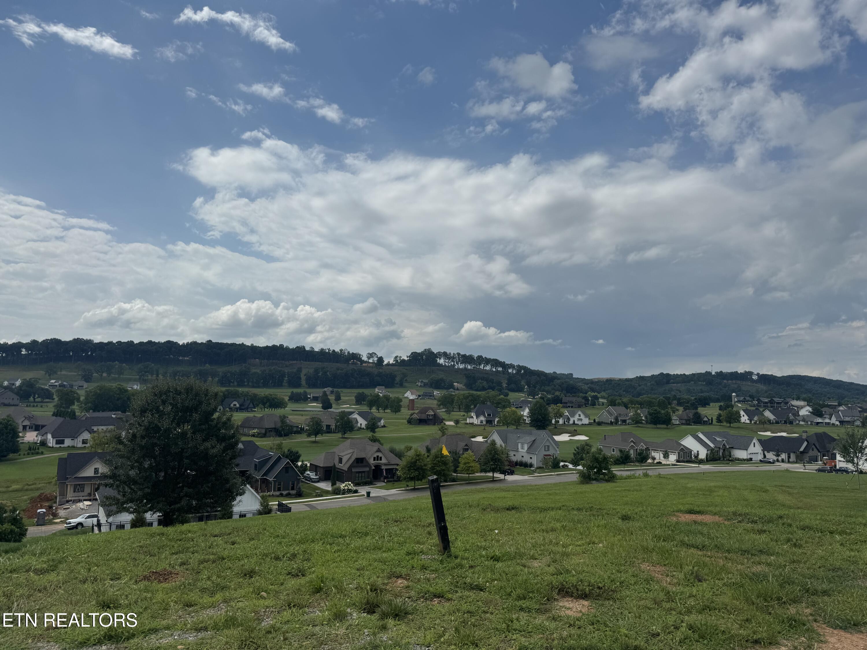 Photo 1 of 3 — 325 Eagle Point Drive, Loudon, TN 37774
