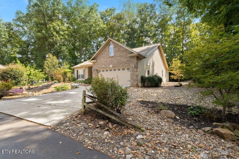 Tiny photo for 363 Cheestana Way, Loudon, TN 37774 (MLS # 1355805)