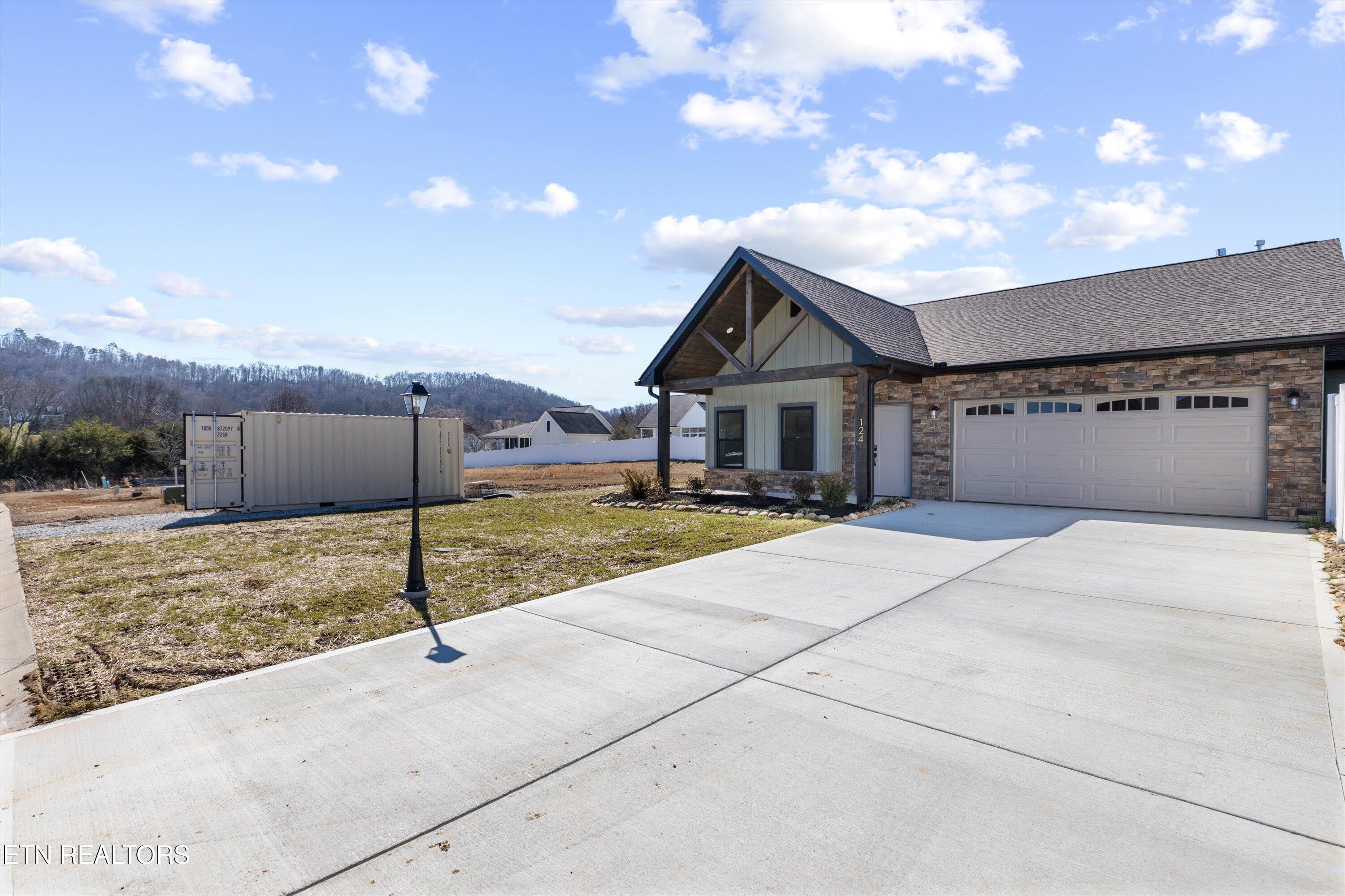 124 Blue Phlox Lane