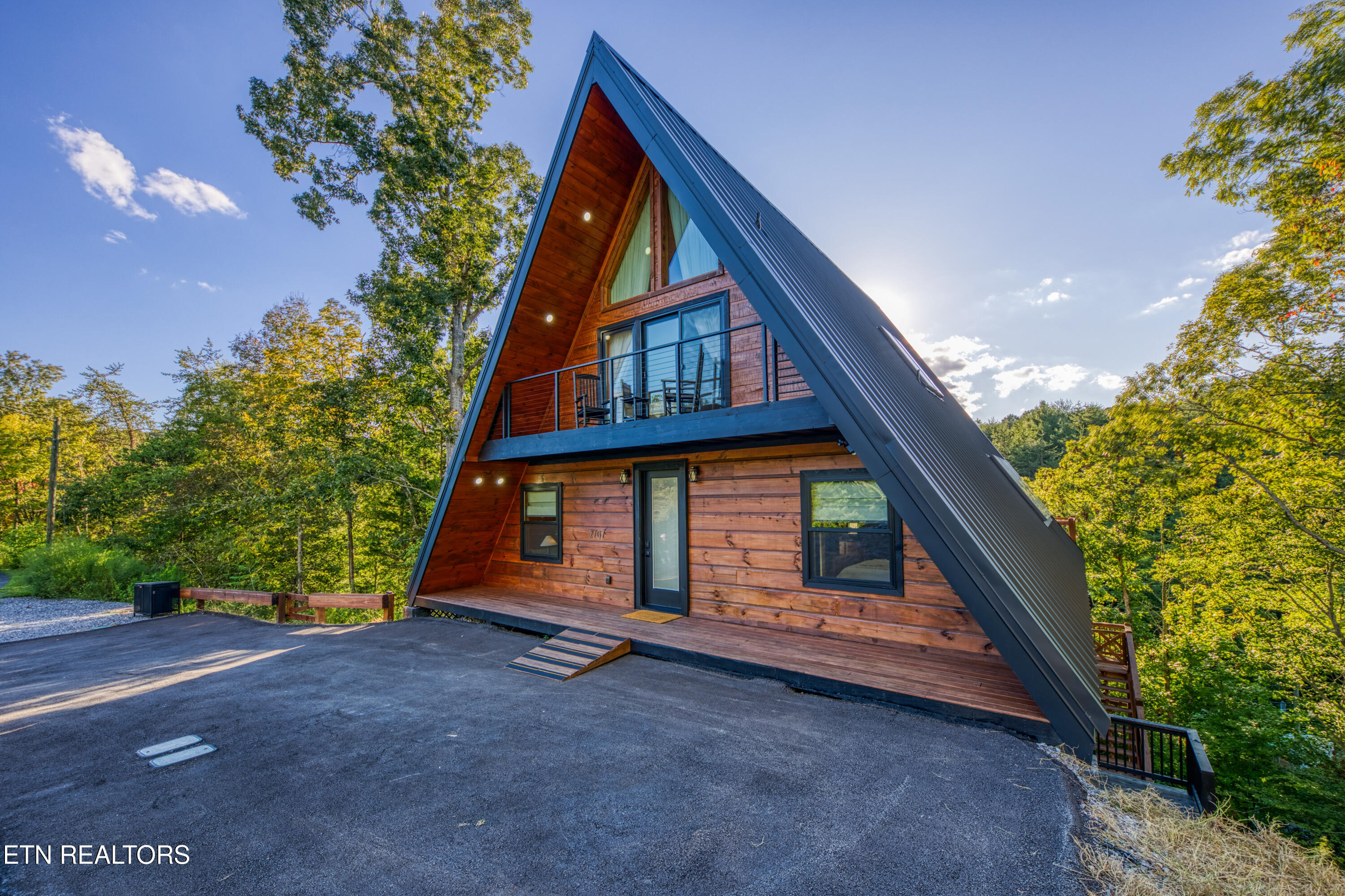 2101 Wingspan Drive