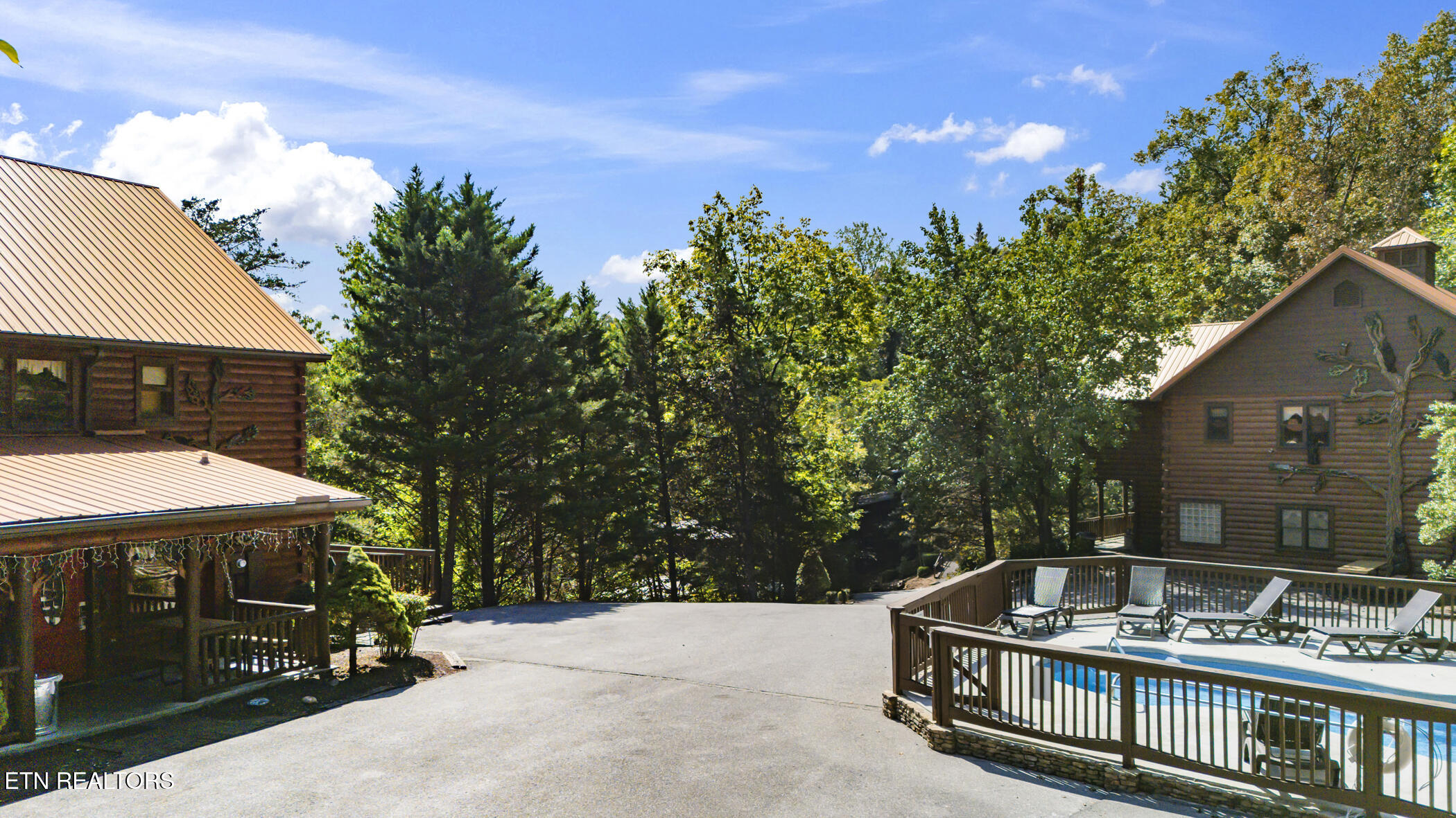 836 Bear Run Way