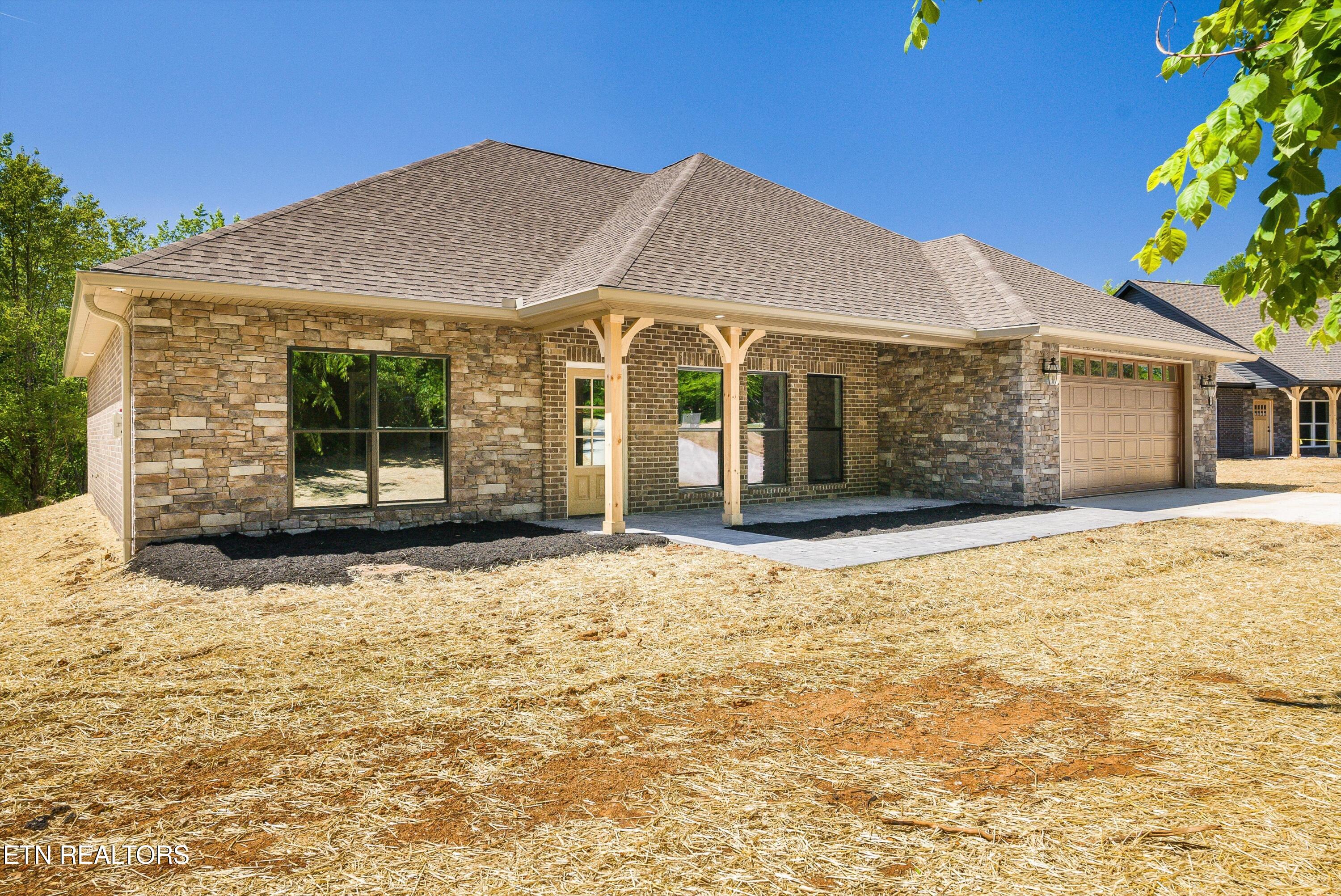 1038 S Linden Drive