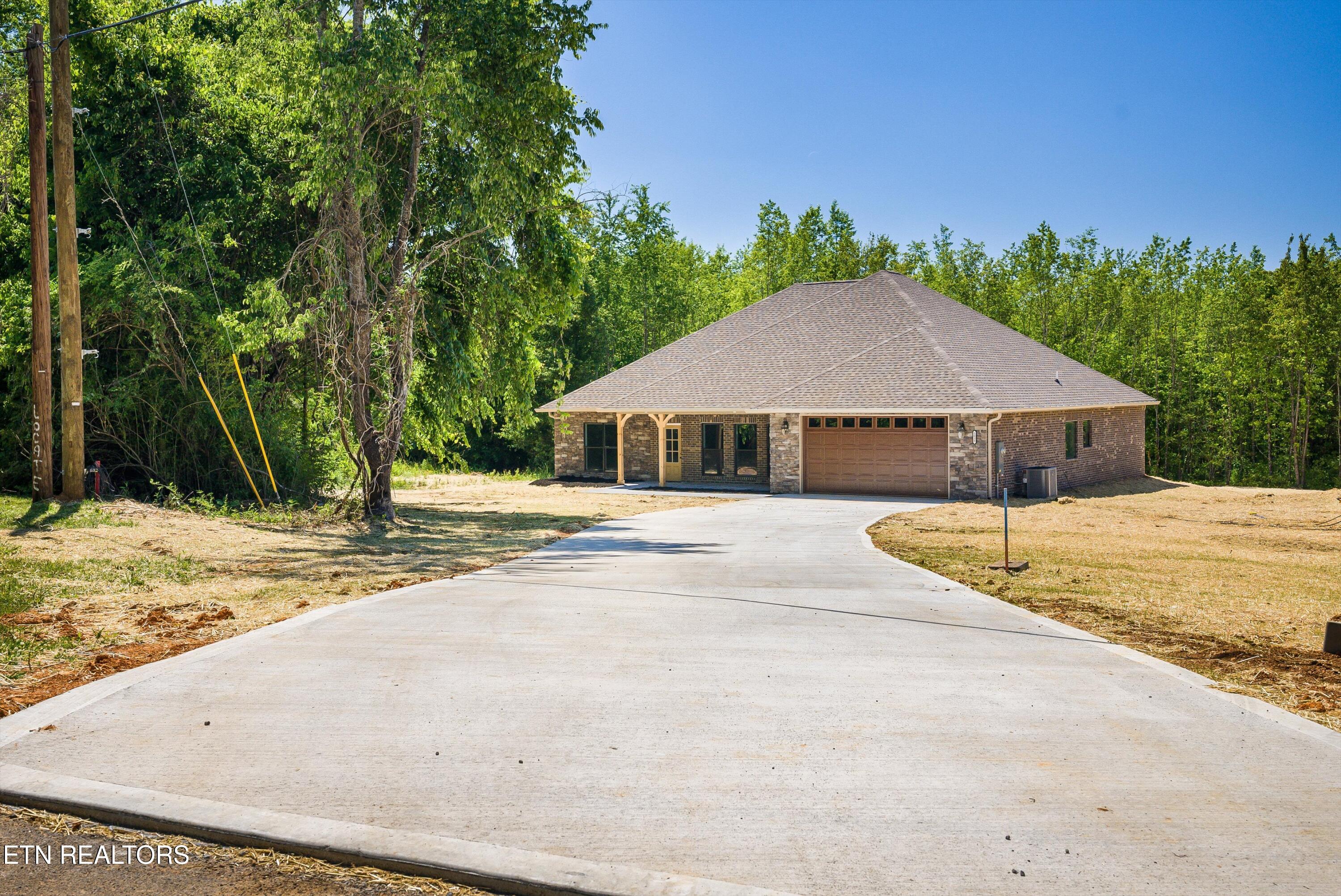 1038 S Linden Drive