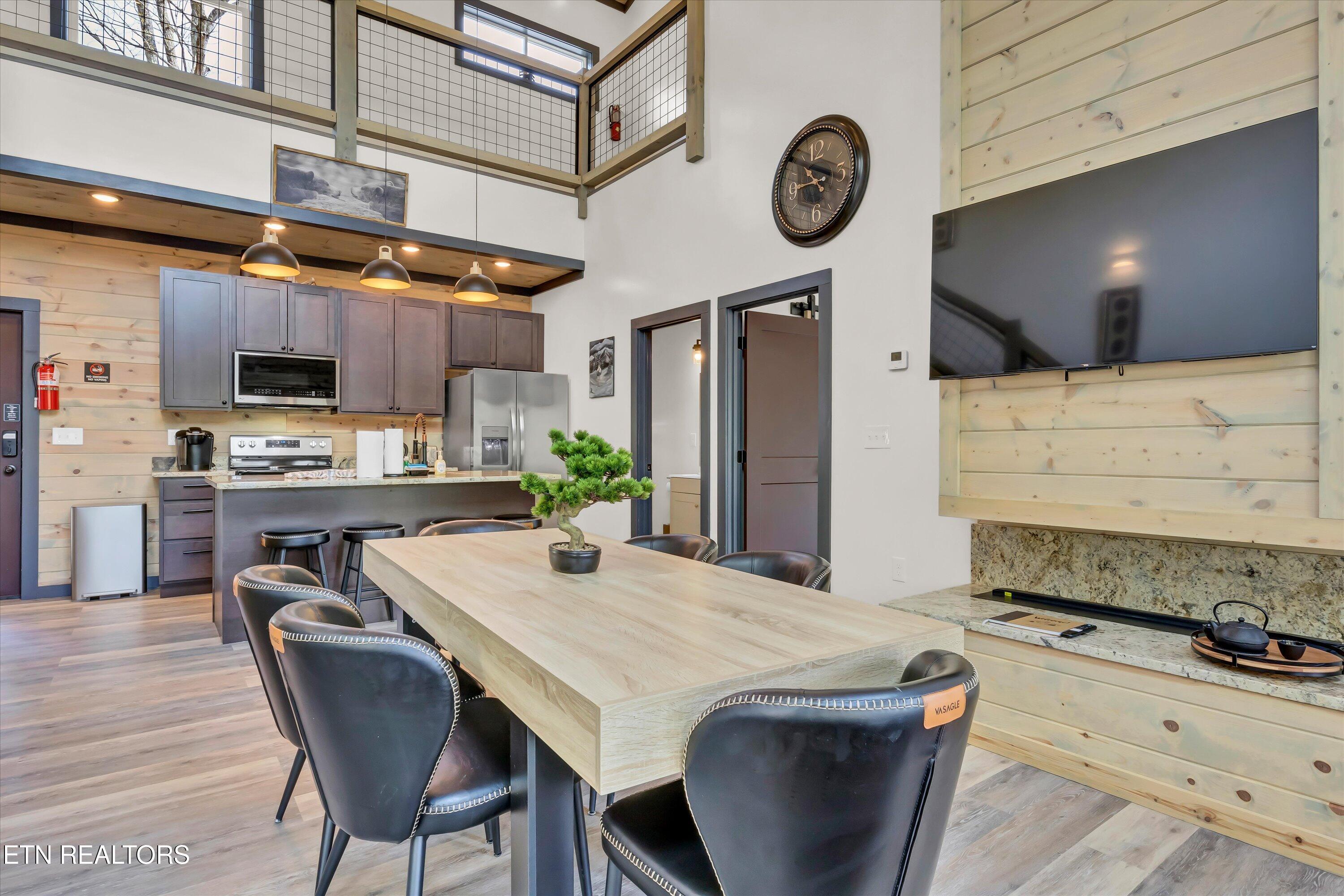 2520 Treehouse Lane