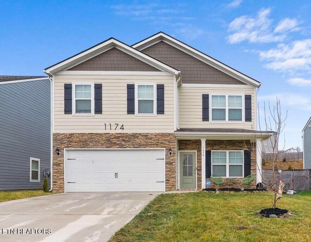 Photo of 1174 Hampton Place Circle, Loudon, TN 37774 (MLS # 1329244)