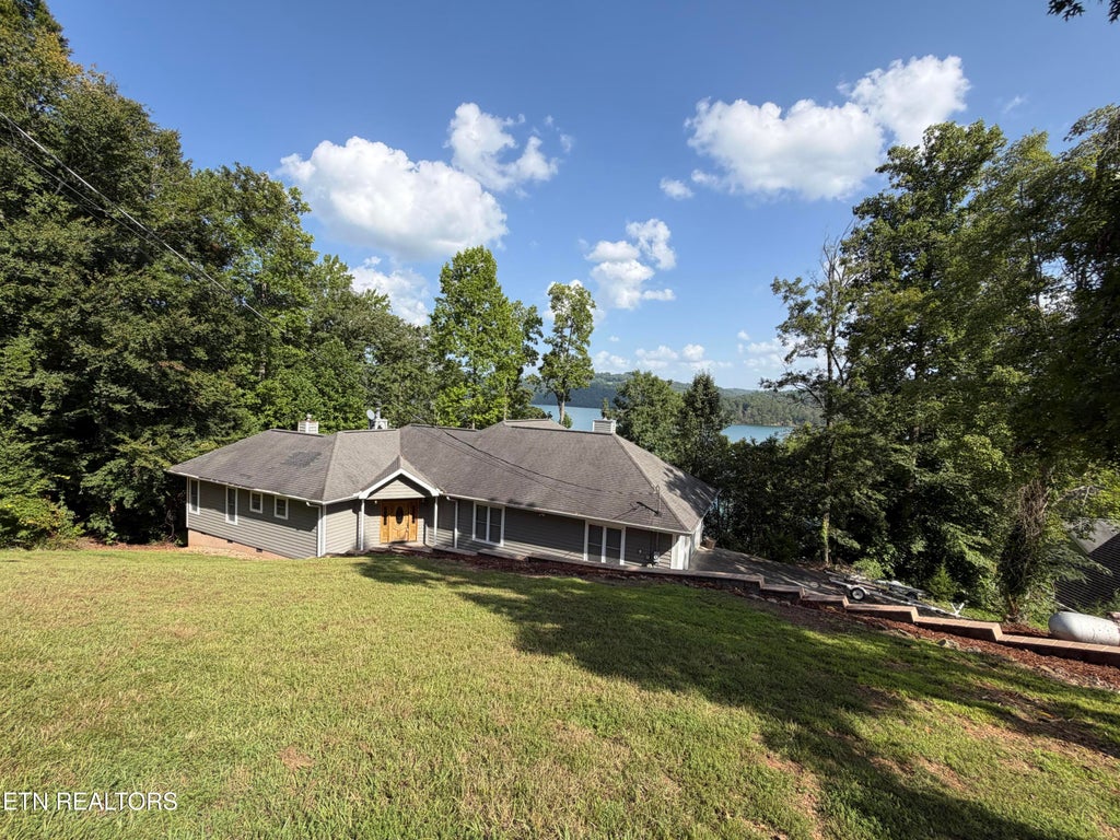 Photo of 1395 Lakeview Drive, Sharps Chapel, TN 37866 (MLS # 1353470)