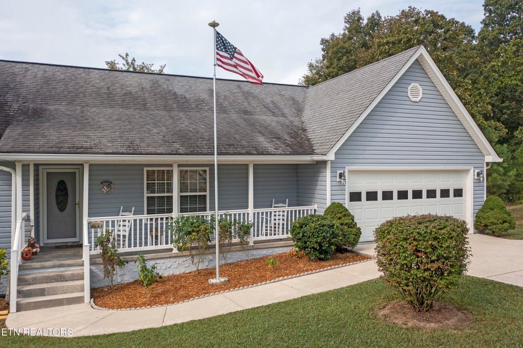 Photo of 193 Pine Ridge Drive, Dayton, TN 37321 (MLS # 1277667)