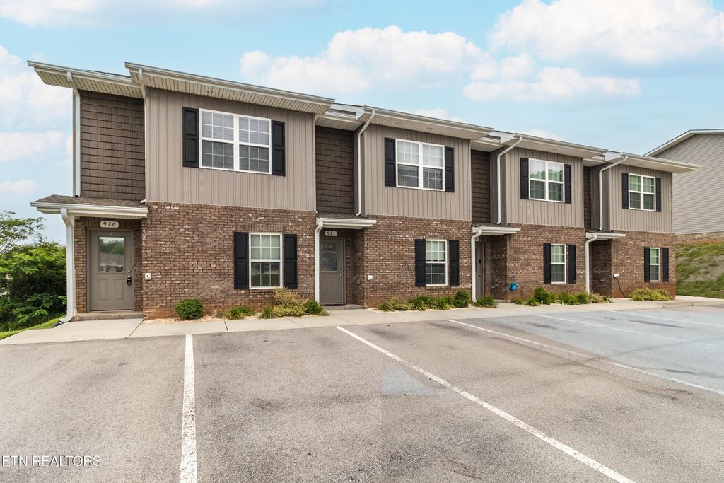 Photo of 926 Warrior Hill Drive, Louisville, TN 37777 (MLS # 1330605)