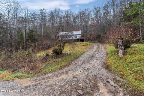 Tiny photo for 7300 Snake Hollow Rd, Sneedville, TN 37869 (MLS # 1350169)