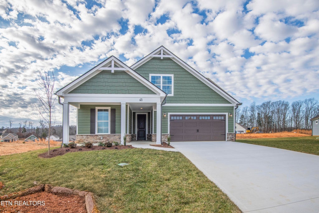 Photo of 471 Trillium Tr, Lenoir City, TN 37771 (MLS # 1357763)
