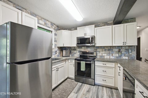Tiny photo for 115 Suddath Rd, Harriman, TN 37748 (MLS # 1359384)