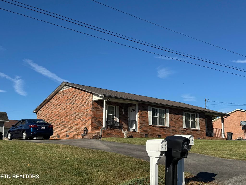 Photo of 512514 Wilson St, Lenoir City, TN 37771 (MLS # 1330231)