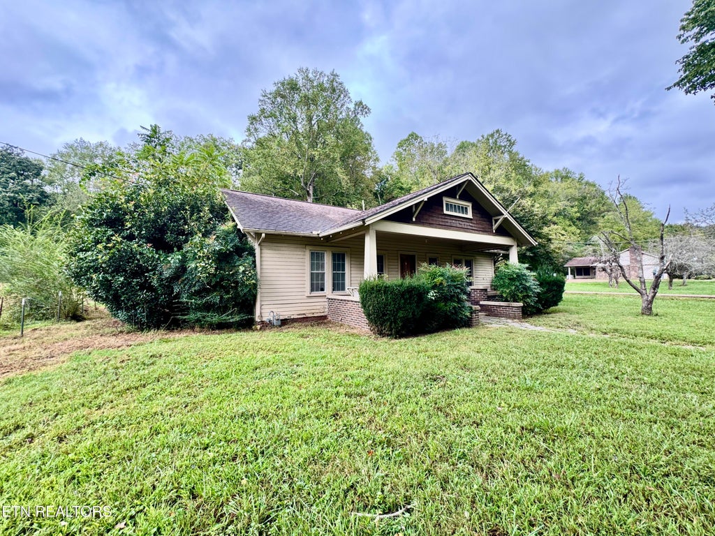 Photo of 1608 Highway 116, Caryville, TN 37714 (MLS # 1356509)