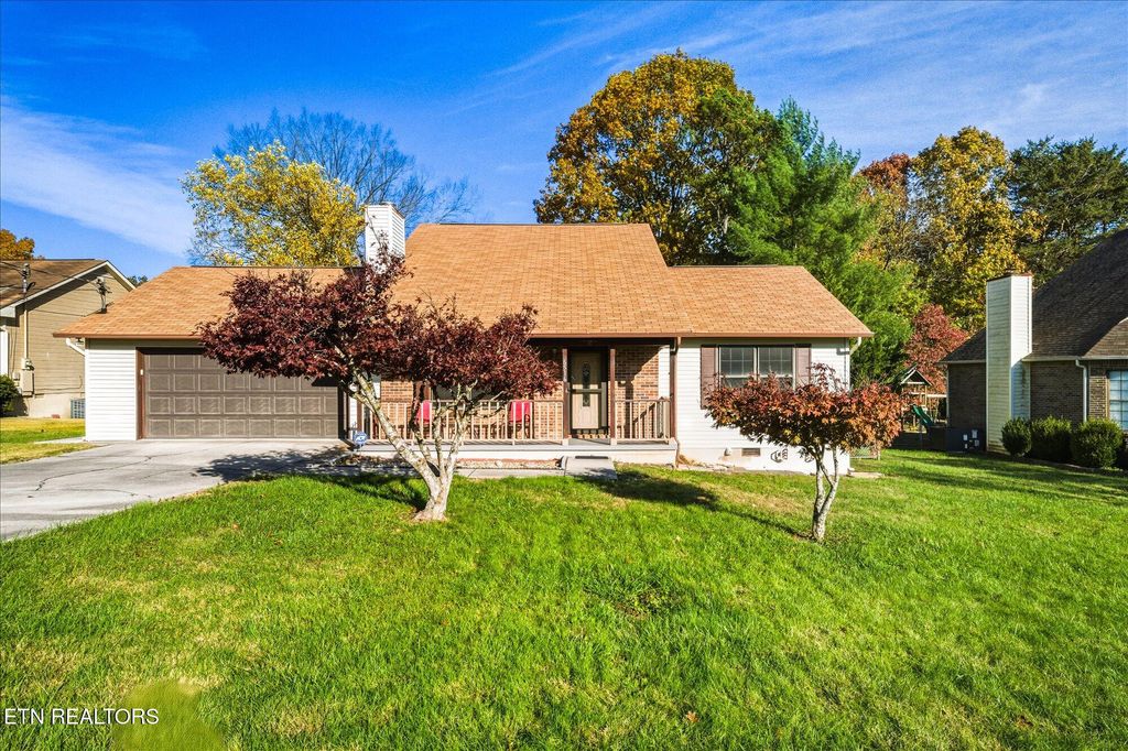 Photo of 6516 Foxhound Rd, Knoxville, TN 37918 (MLS # 1321323)