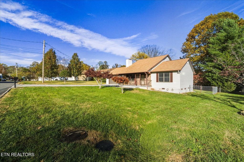 Photo of 6516 Foxhound Rd, Knoxville, TN 37918 (MLS # 1321323)