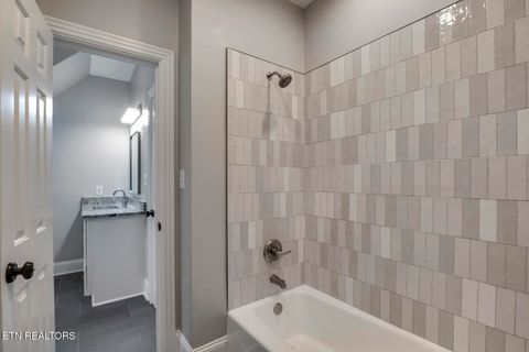 Tiny photo for 135 Amanda Drive, Oak Ridge, TN 37830 (MLS # 1321538)