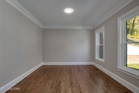 Tiny photo for 135 Amanda Drive, Oak Ridge, TN 37830 (MLS # 1321538)