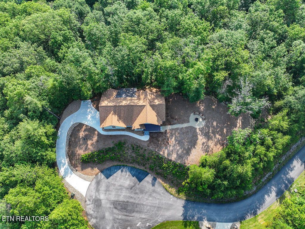 Photo of 232 Black Powder Court, Walland, TN 37886 (MLS # 1315011)