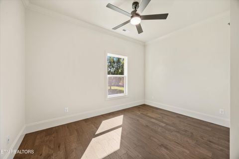 Tiny photo for 1011 Morris St, Sweetwater, TN 37874 (MLS # 1317787)