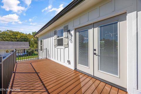 Tiny photo for 1011 Morris St, Sweetwater, TN 37874 (MLS # 1317787)