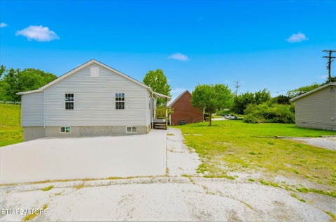 Tiny photo for 128 Motel Drive, Wartburg, TN 37887 (MLS # 1339339)