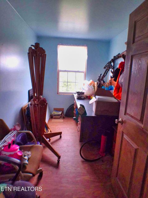 Tiny photo for 1139 Deer Lodge Hwy Hwy, Sunbright, TN 37872 (MLS # 1316630)