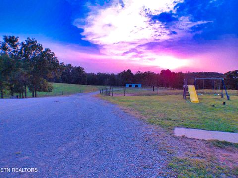 Tiny photo for 1139 Deer Lodge Hwy Hwy, Sunbright, TN 37872 (MLS # 1316630)