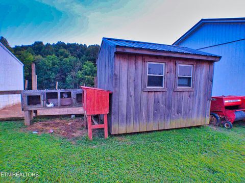 Tiny photo for 1139 Deer Lodge Hwy Hwy, Sunbright, TN 37872 (MLS # 1316630)