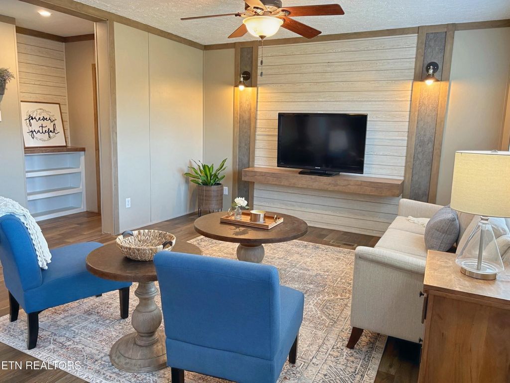 Photo of 4501 Shipe Rd, Corryton, TN 37721 (MLS # 1313928)