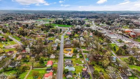 Tiny photo for 400 Park St, Athens, TN 37303 (MLS # 1334923)