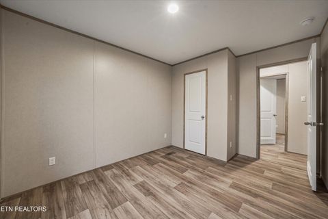 Tiny photo for 400 Park St, Athens, TN 37303 (MLS # 1334923)