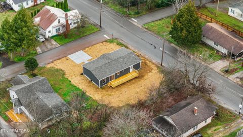 Tiny photo for 400 Park St, Athens, TN 37303 (MLS # 1334923)