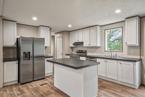 Tiny photo for 400 Park St, Athens, TN 37303 (MLS # 1334923)