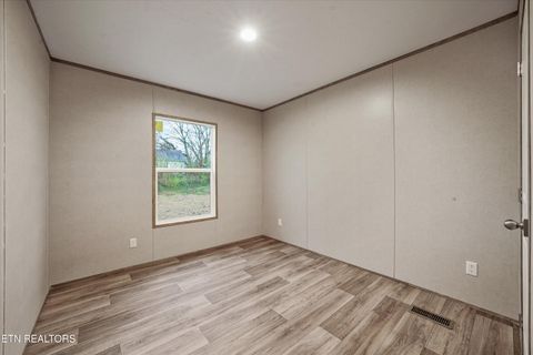 Tiny photo for 400 Park St, Athens, TN 37303 (MLS # 1334923)